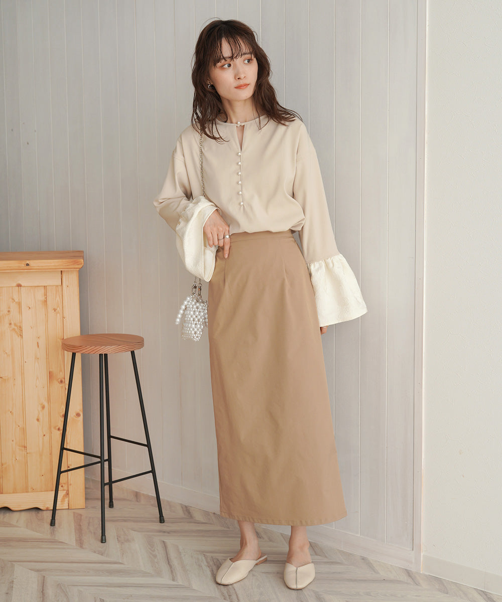 SLEEVE FLARE JACQUARD BLOUSE