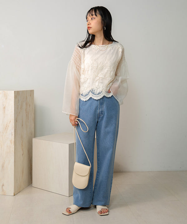 LACE SCALLOPED BLOUSE