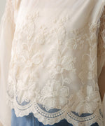 LACE SCALLOPED BLOUSE