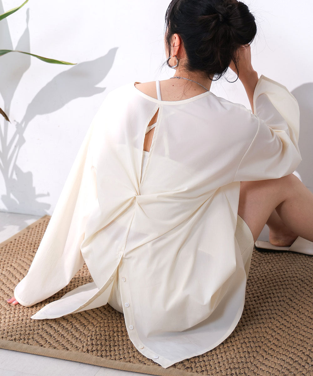 RASH GUARD  TWIST BACK BLOUSE