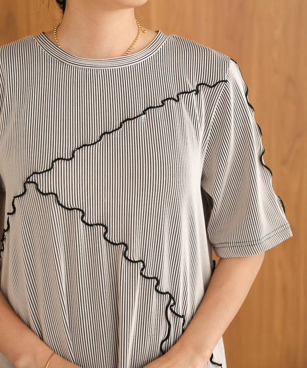 mellow switching striped pleated onepiece