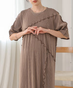 mellow switching striped pleated onepiece