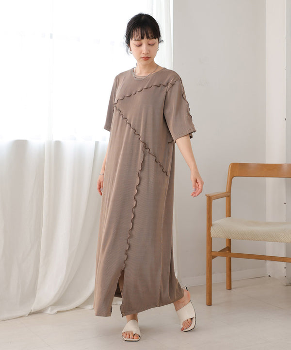 mellow switching striped pleated onepiece