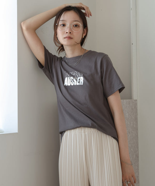 silver logo print T-shirt