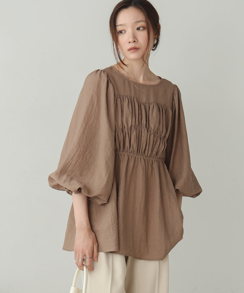 back ribbon shirred blouse