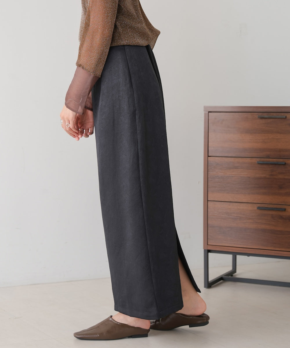 matte satin narrow skirt