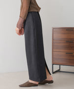 matte satin narrow skirt
