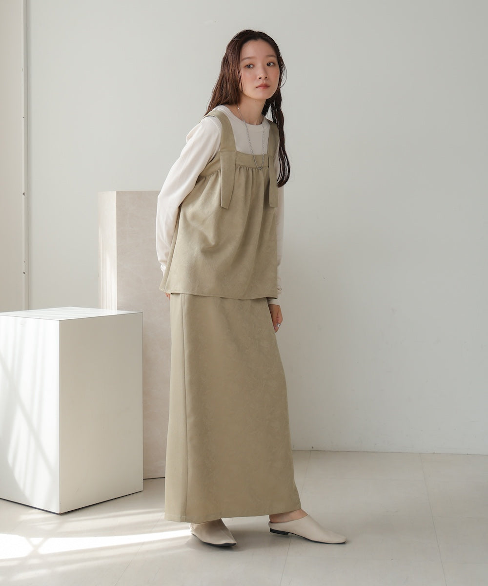 matte satin narrow skirt