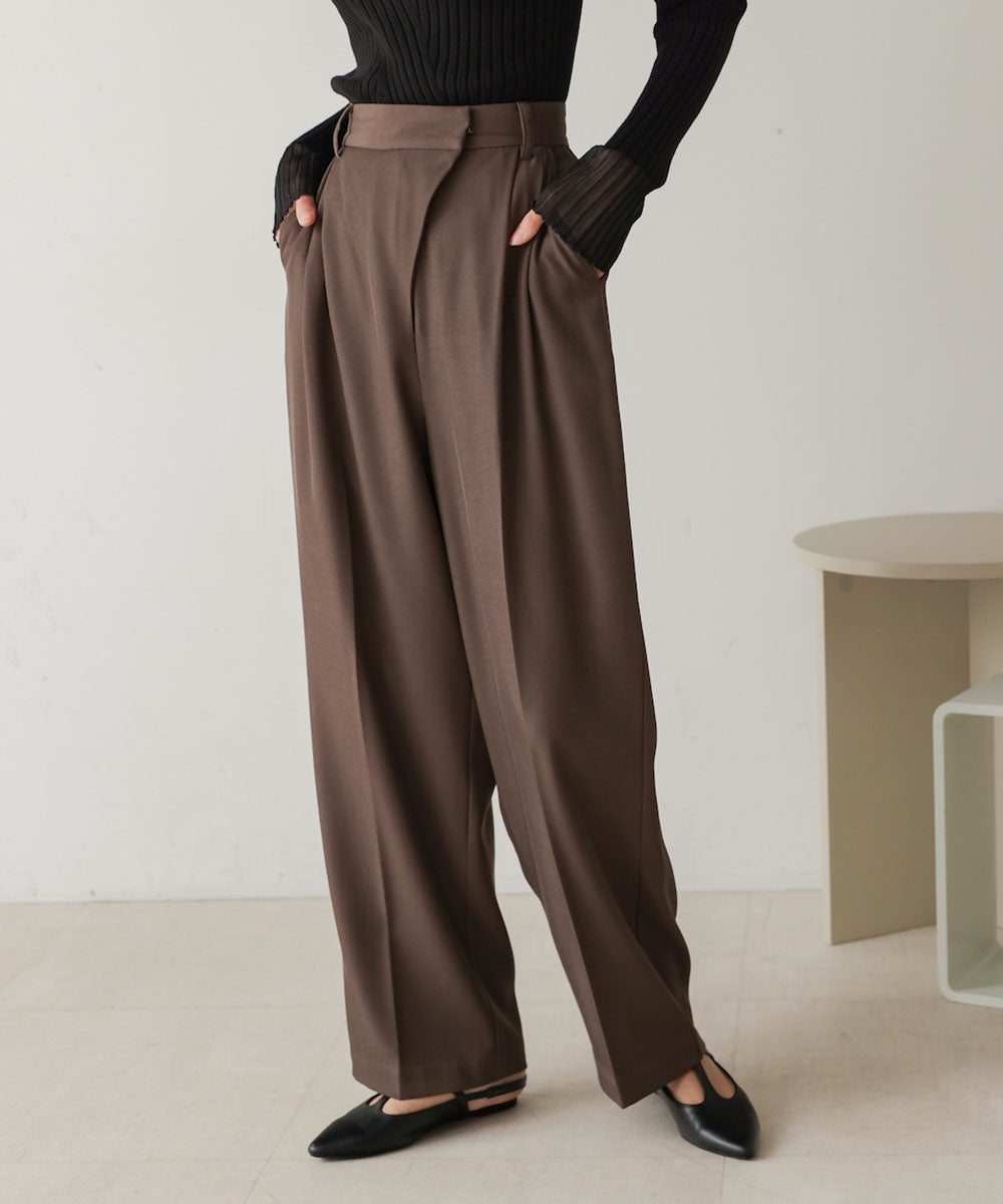 wrap style tuck slacks