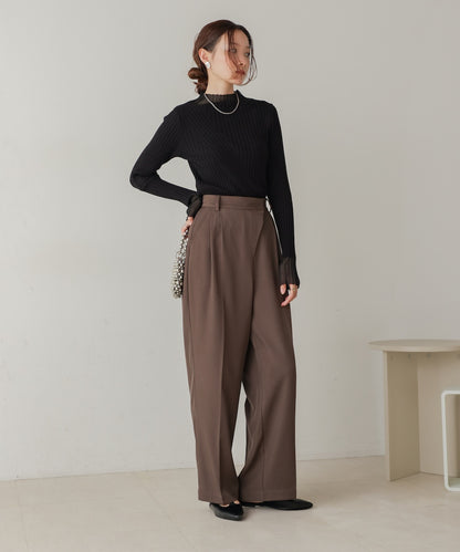 wrap style tuck slacks