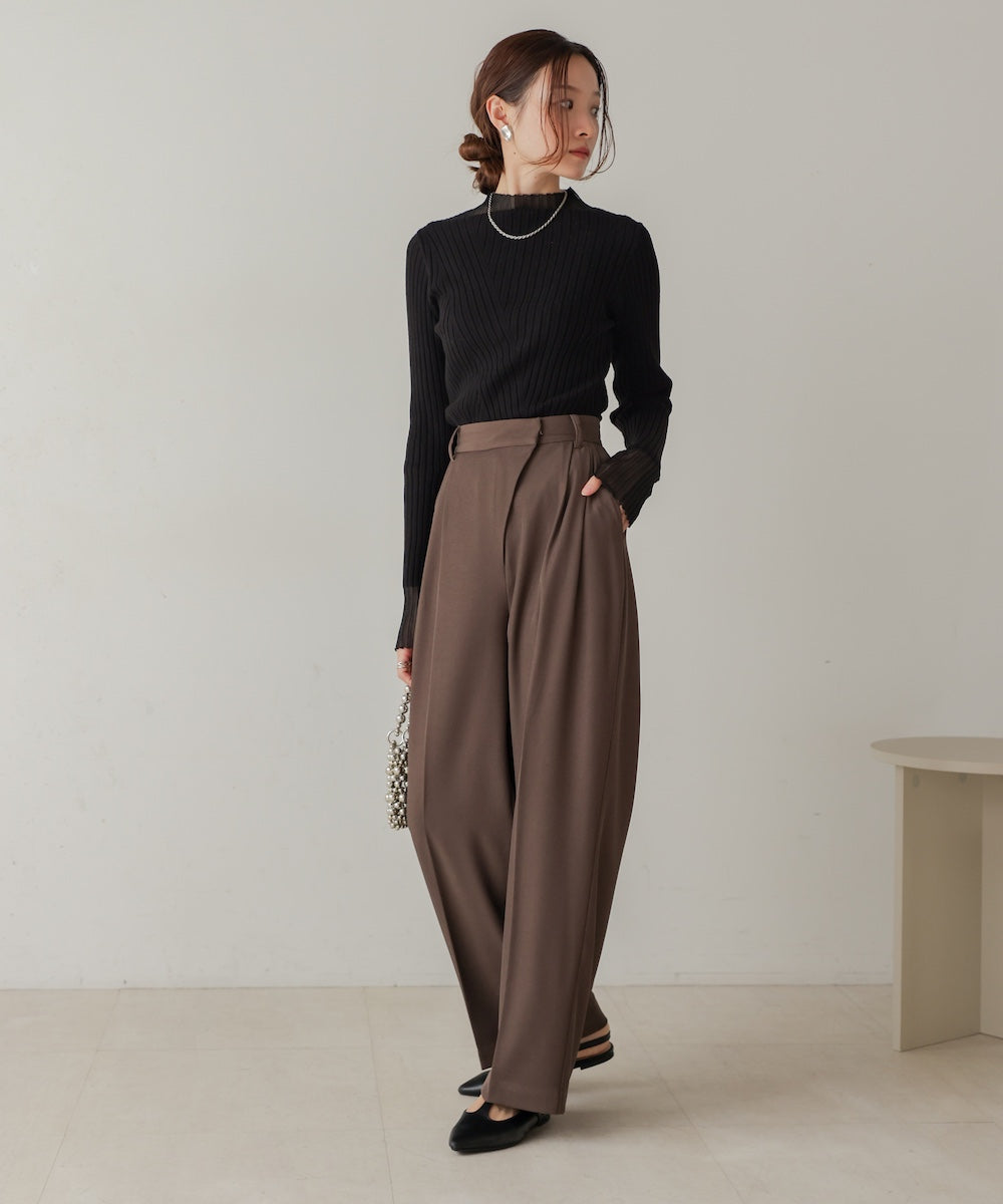 wrap style tuck slacks