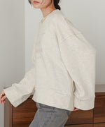 logo embroidery volume sweat tops