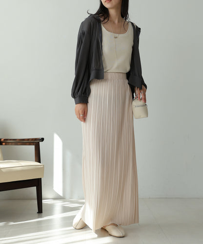 random pleated skirt