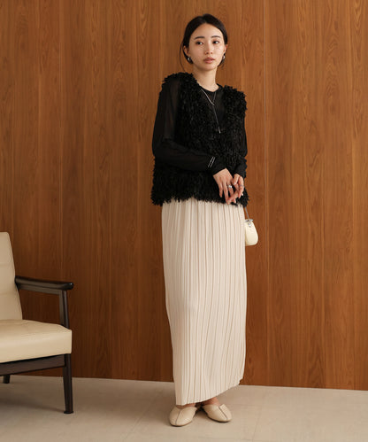 random pleated skirt