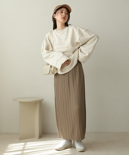 random pleated skirt