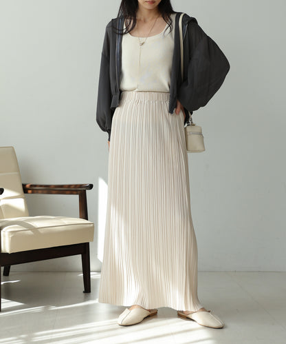 random pleated skirt