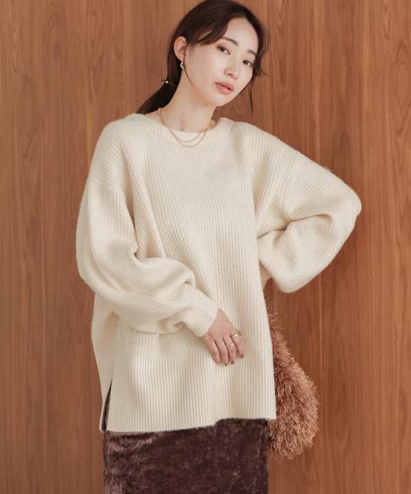 airy yarn back open knit