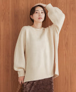 airy yarn back open knit