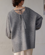 airy yarn back open knit