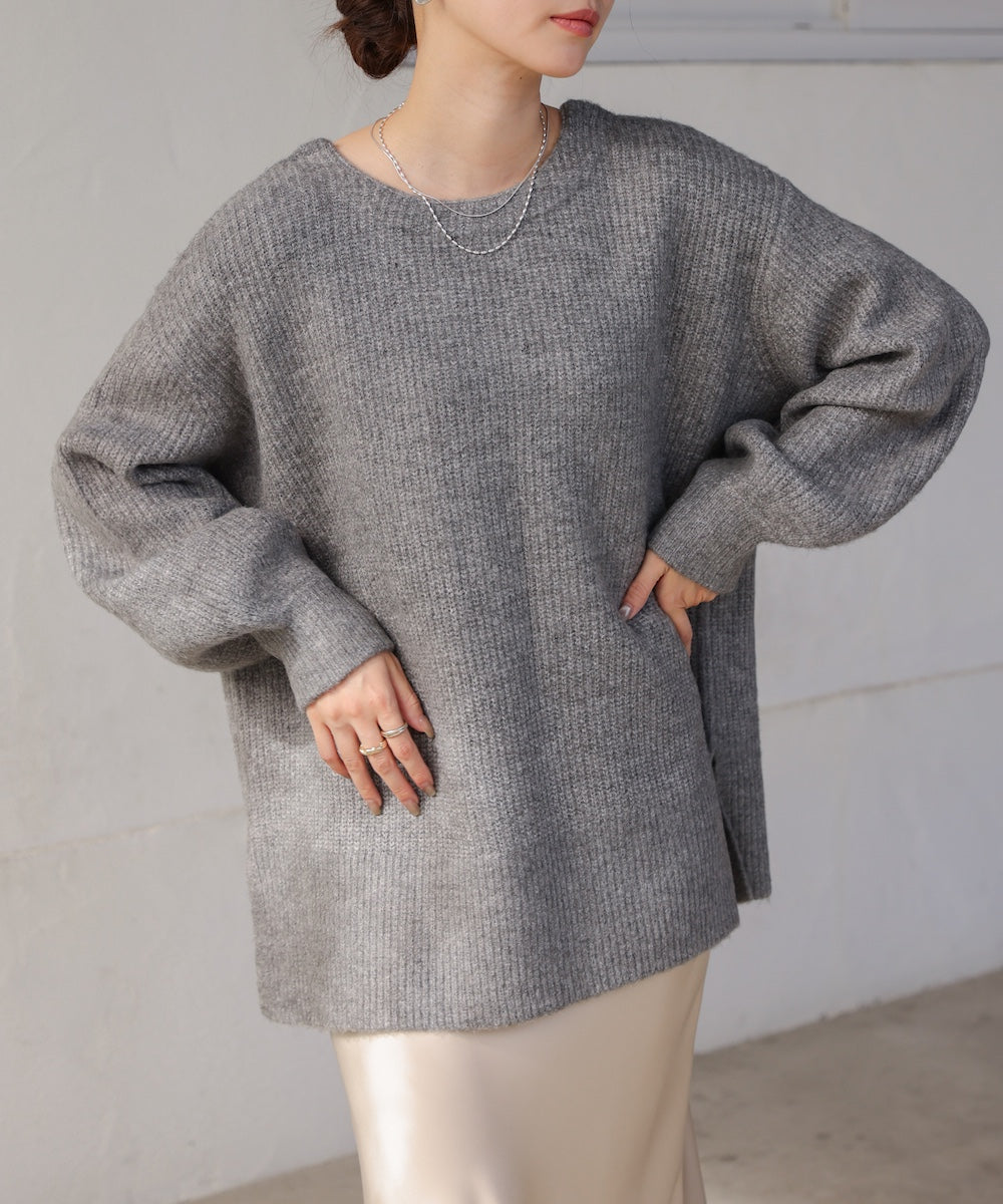 airy yarn back open knit