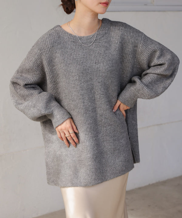 airy yarn back open knit