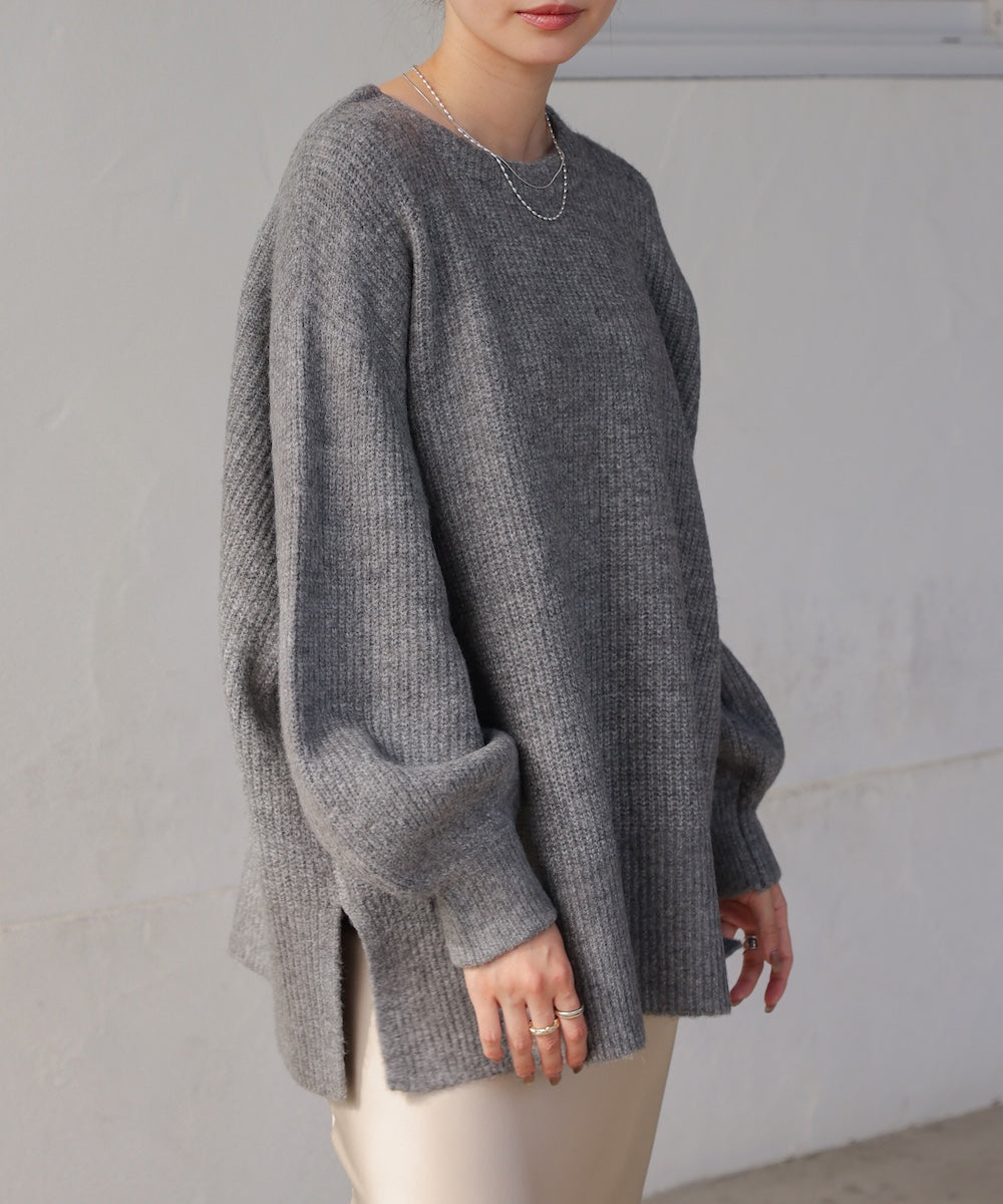 airy yarn back open knit