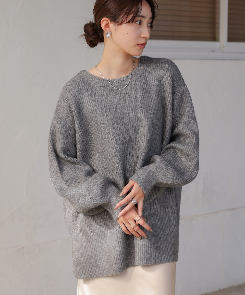 airy yarn back open knit