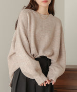 airy yarn back open knit
