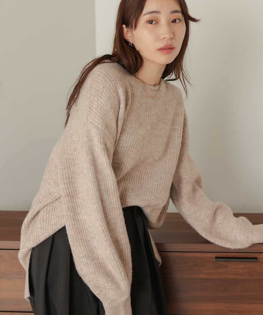 airy yarn back open knit