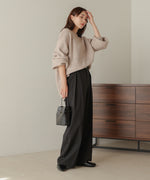 airy yarn back open knit