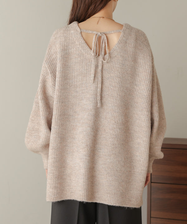 airy yarn back open knit