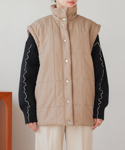 2-way mid-length down jacket with removable sleeves