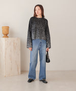 foil print knit pullover