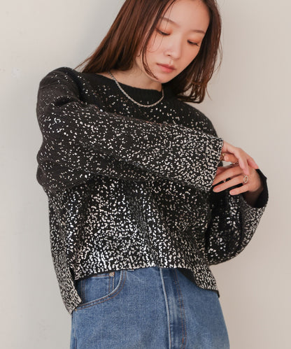 foil print knit pullover