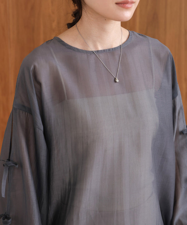 袖リボンシアーブラウス