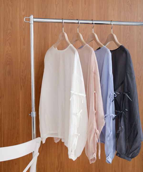 袖リボンシアーブラウス