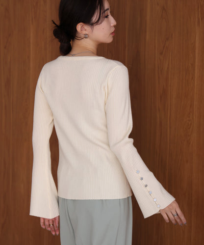 flared sleeve ribbed knit with buttoned sleeves