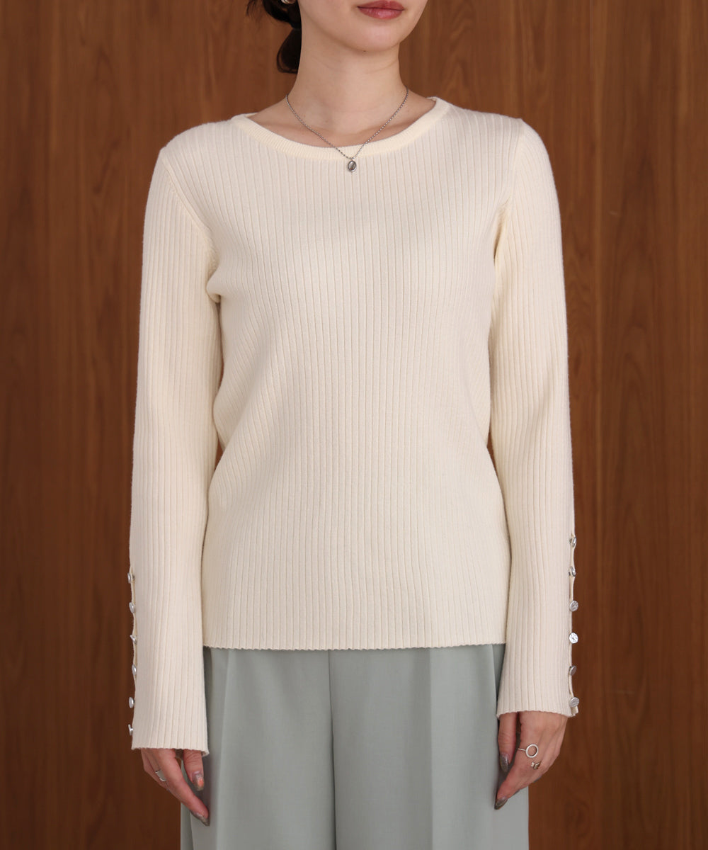 flared sleeve ribbed knit with buttoned sleeves