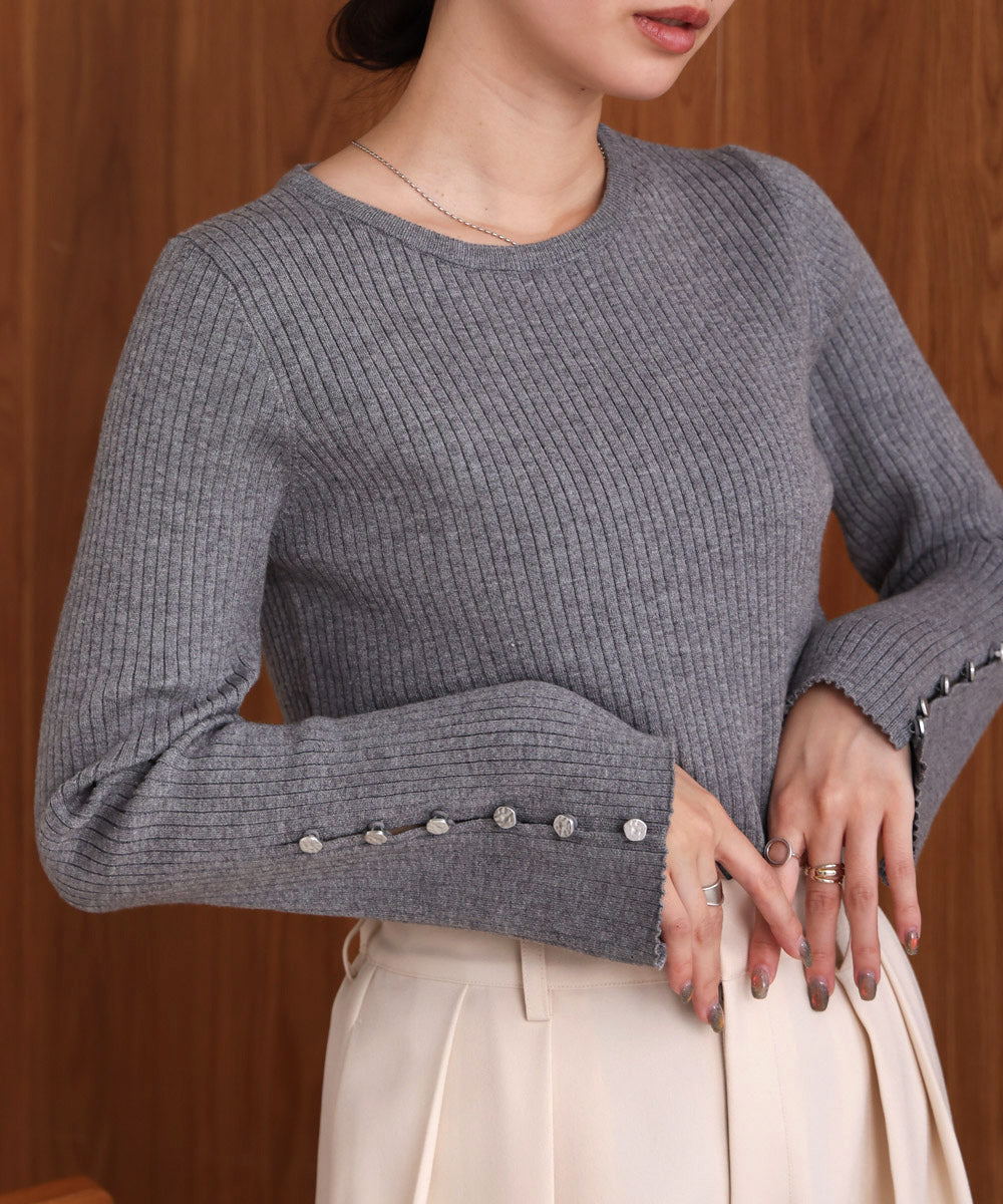 flared sleeve ribbed knit with buttoned sleeves