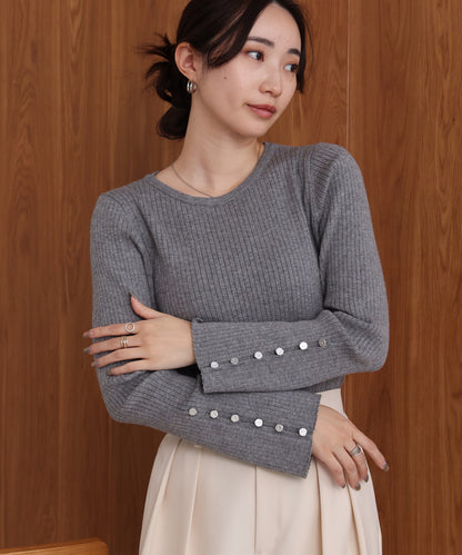 flared sleeve ribbed knit with buttoned sleeves