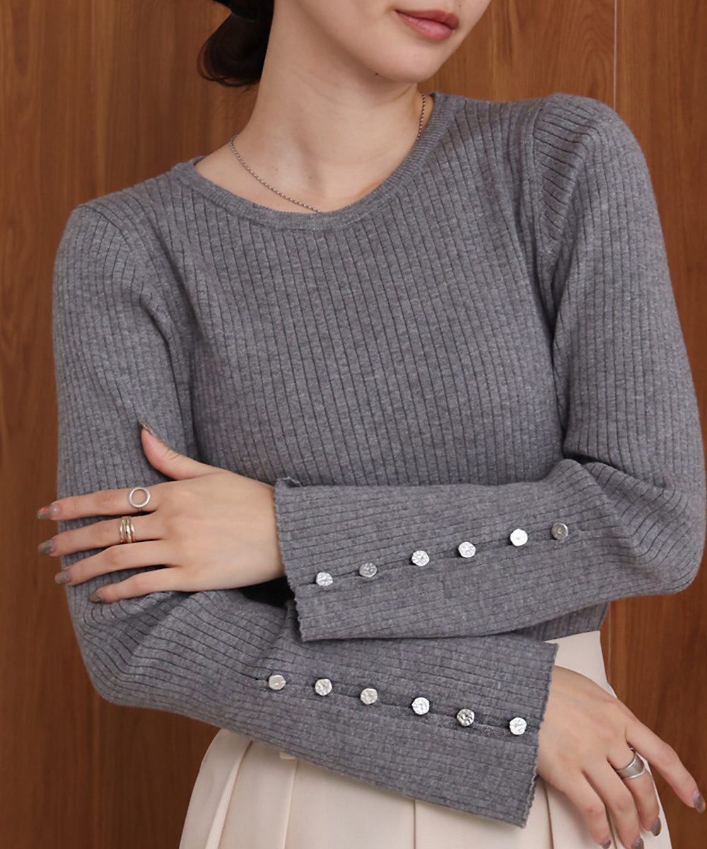 flared sleeve ribbed knit with buttoned sleeves