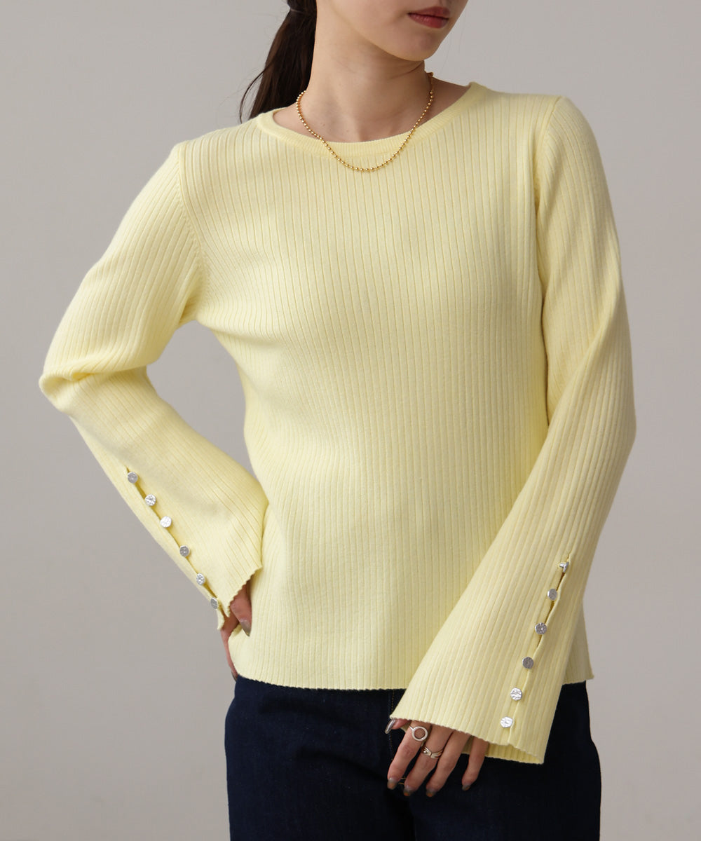 flared sleeve ribbed knit with buttoned sleeves