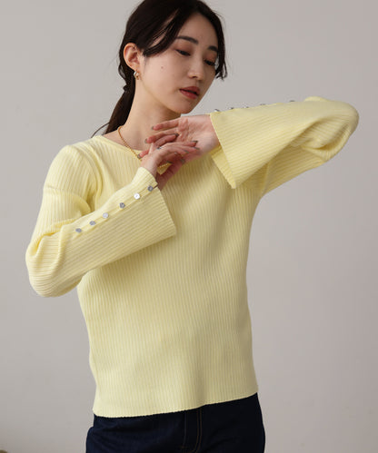 flared sleeve ribbed knit with buttoned sleeves