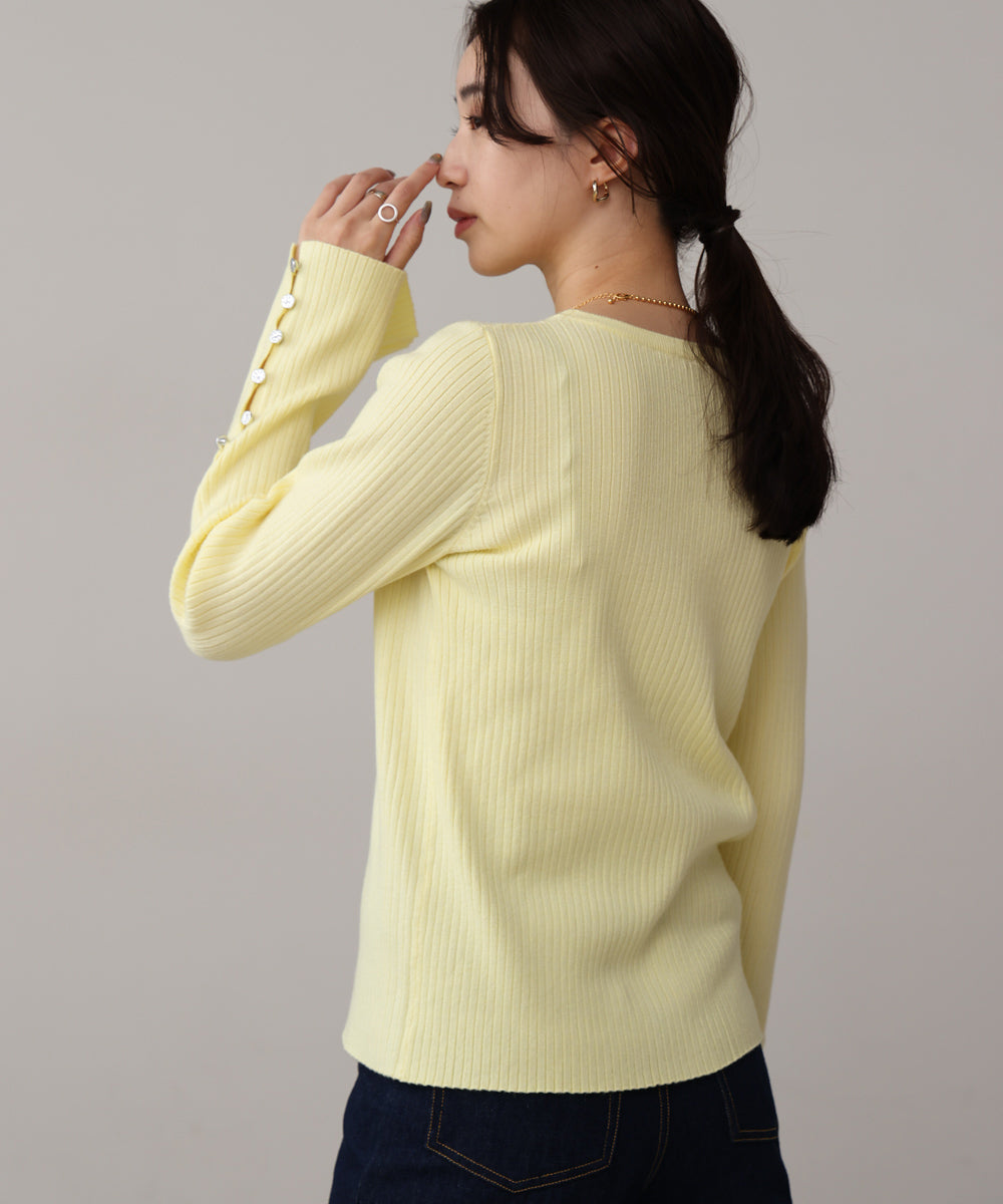 flared sleeve ribbed knit with buttoned sleeves