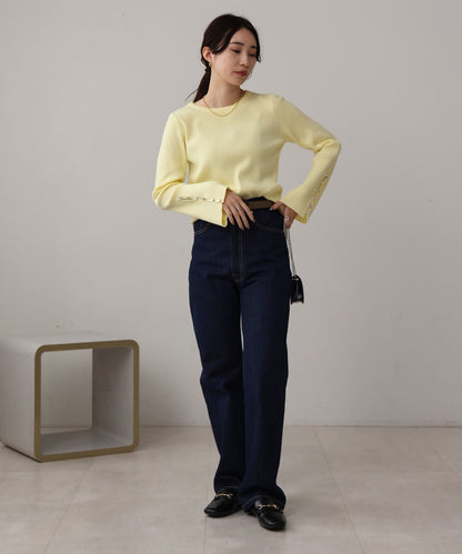 flared sleeve ribbed knit with buttoned sleeves