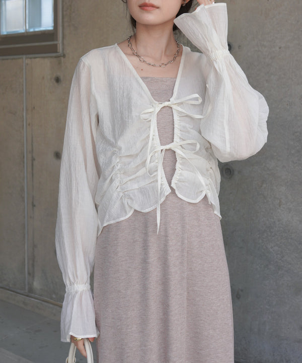 ギャザーキャンディースリーブブラウス