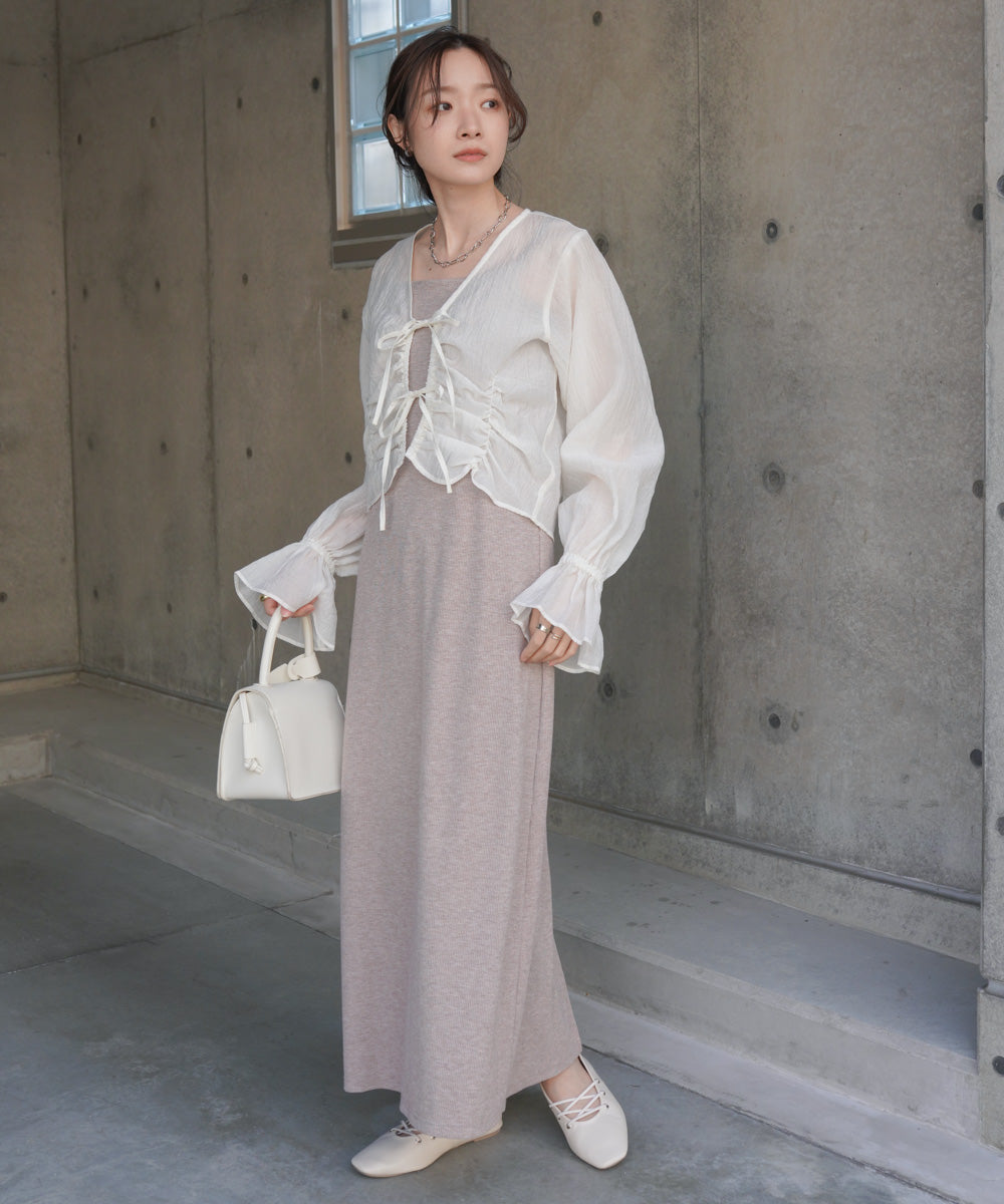 ギャザーキャンディースリーブブラウス