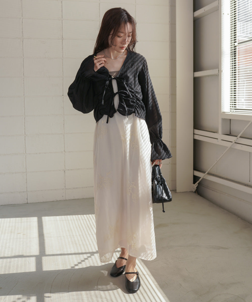 ギャザーキャンディースリーブブラウス