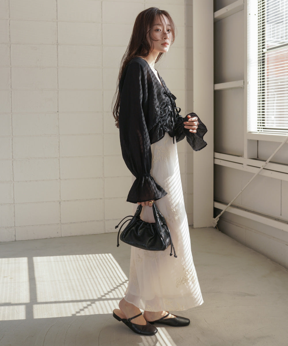 ギャザーキャンディースリーブブラウス