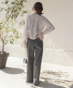 ギャザーキャンディースリーブブラウス